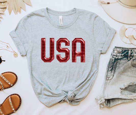 USA bubble letter (red)