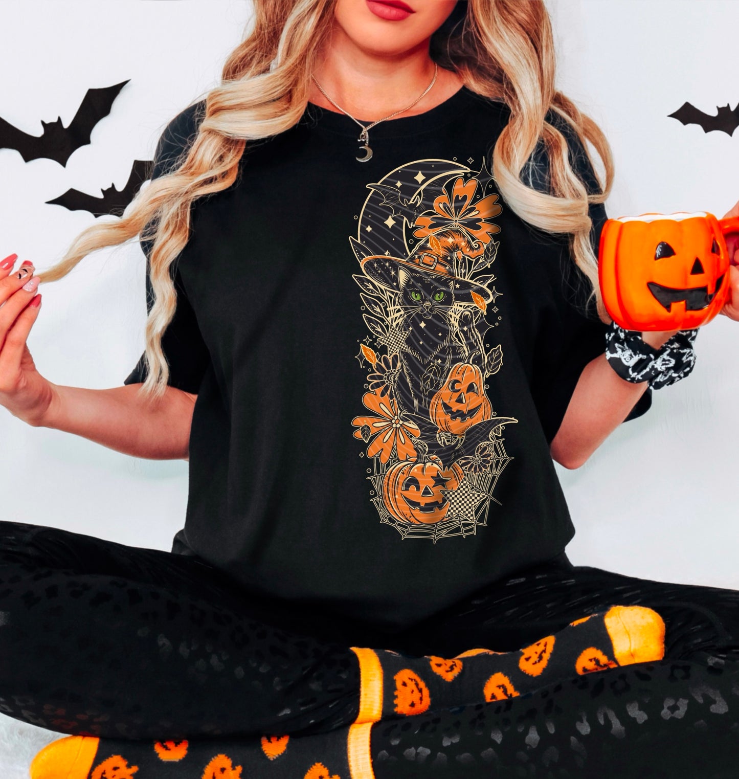 Black cat pumpkin side print